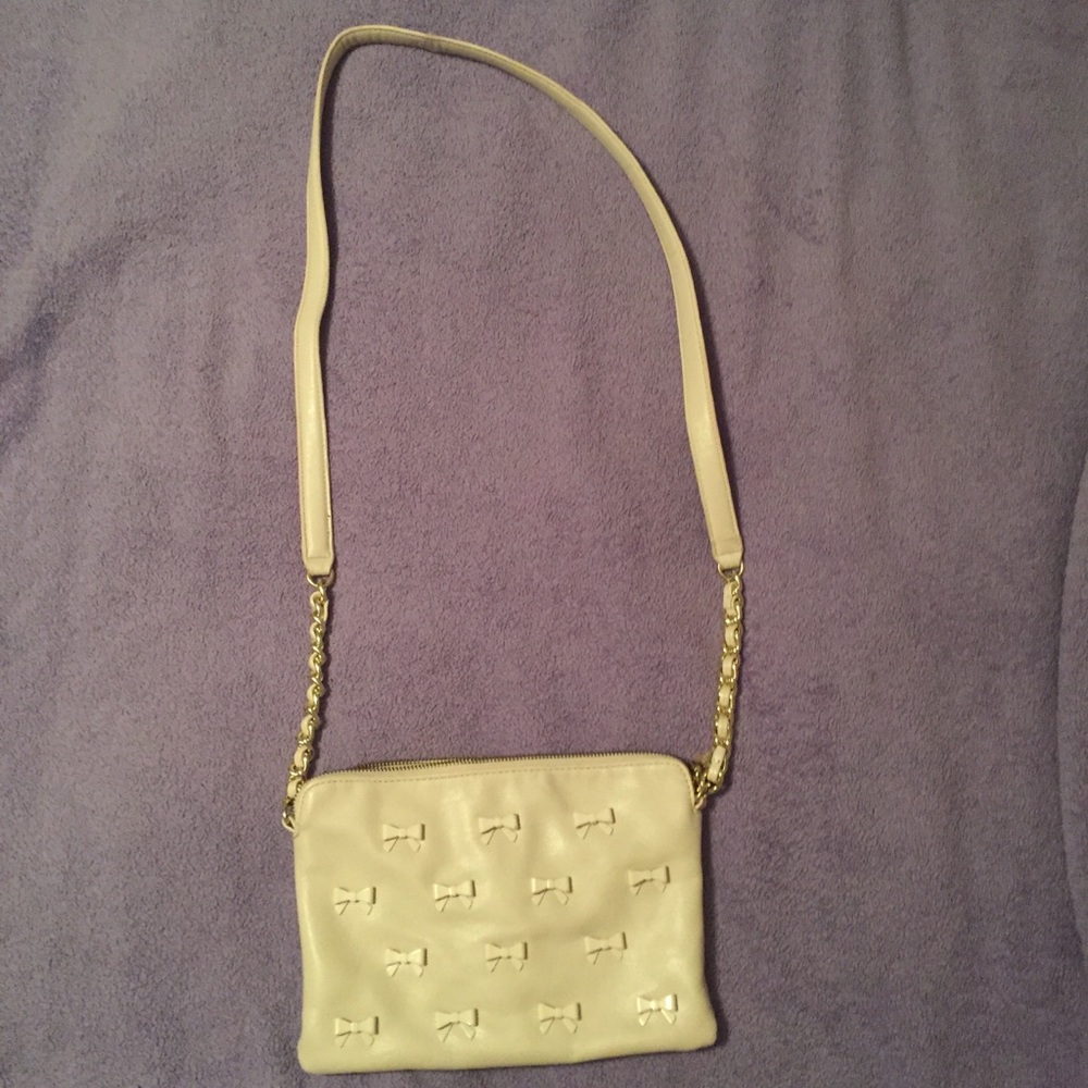 NWOT Betsey Johnson Bowtie Crossbody Bag